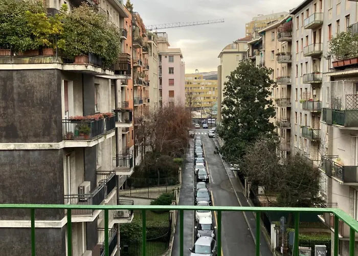 City Life 23
